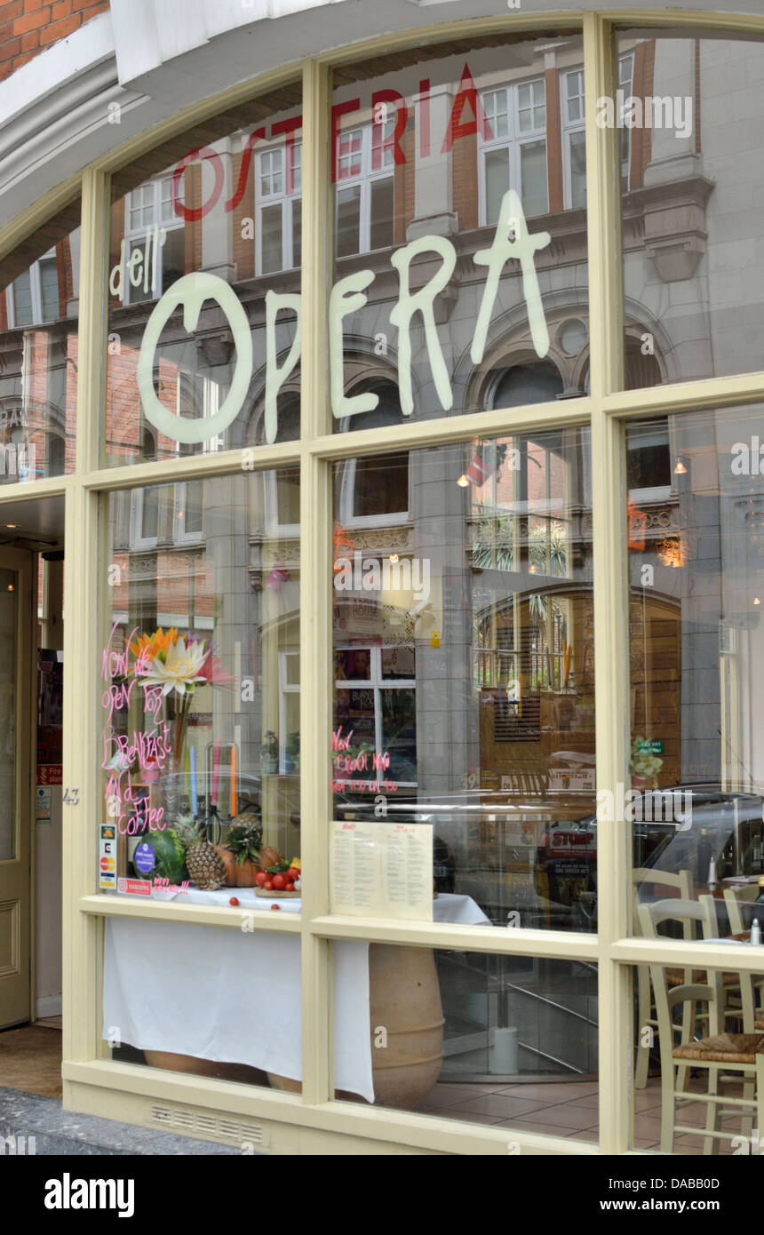 Osteria dell'Opera in Drury Lane, Covent Garden di Londra, Regno Unito. Foto Stock