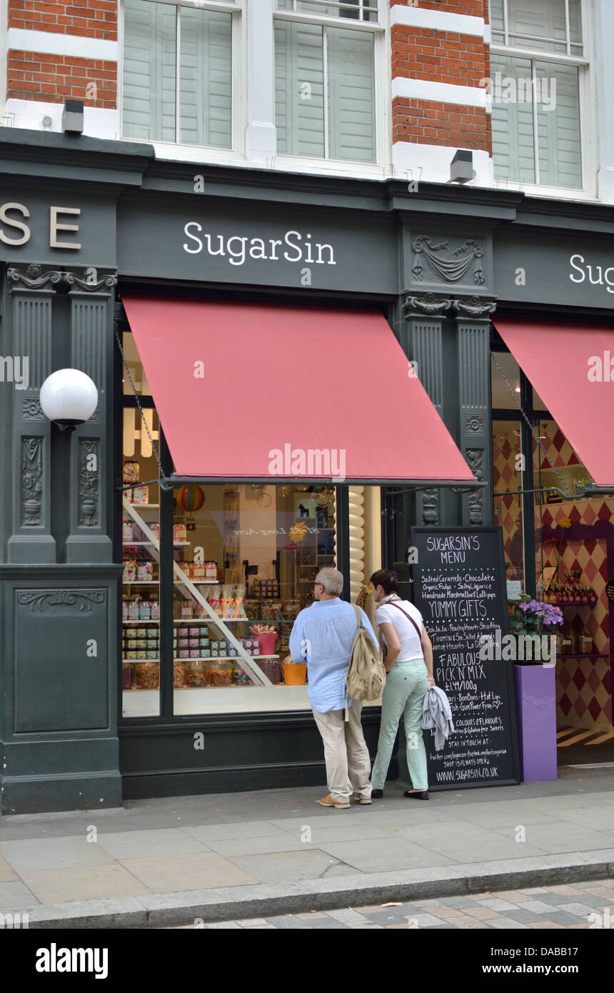 SugarSin negozio di dolci Long Acre, Covent Garden di Londra, Regno Unito. Foto Stock