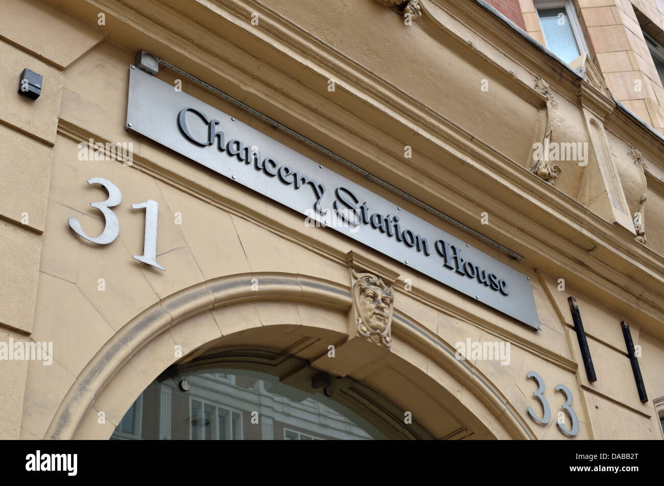 Stazione di Chancery House Apartments, High Holborn, Holborn, Londra, Regno Unito. Foto Stock