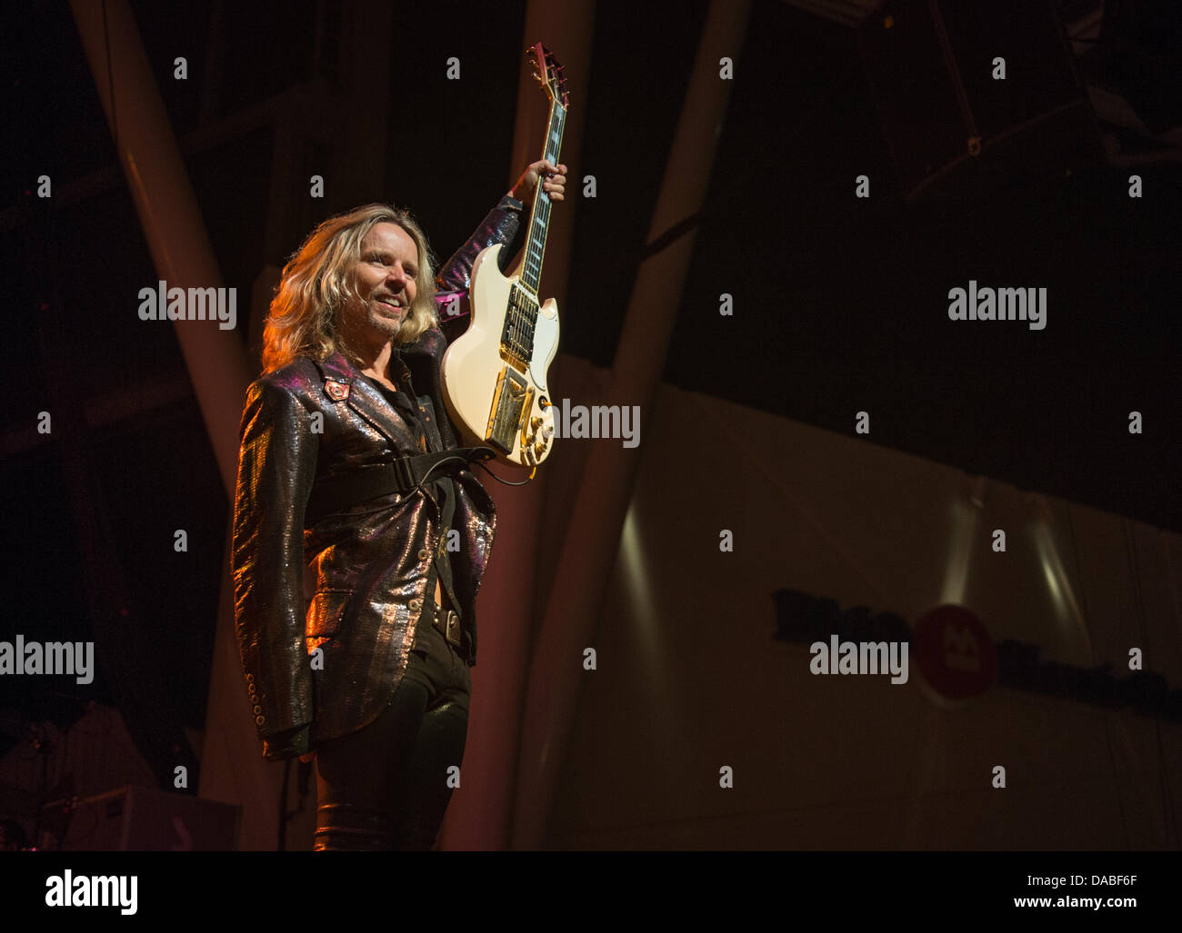 Tommy Shaw di Styx performing live Foto Stock