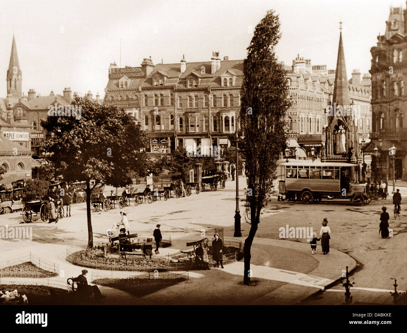 Harrogate Station Square eventualmente 1920s Foto Stock