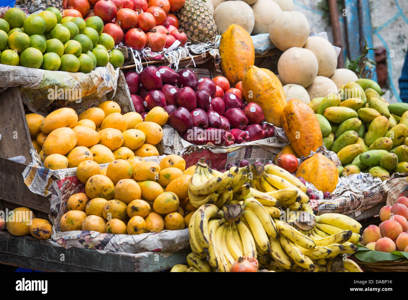 Frutta stand in Landour, Mussoorie, India Foto Stock