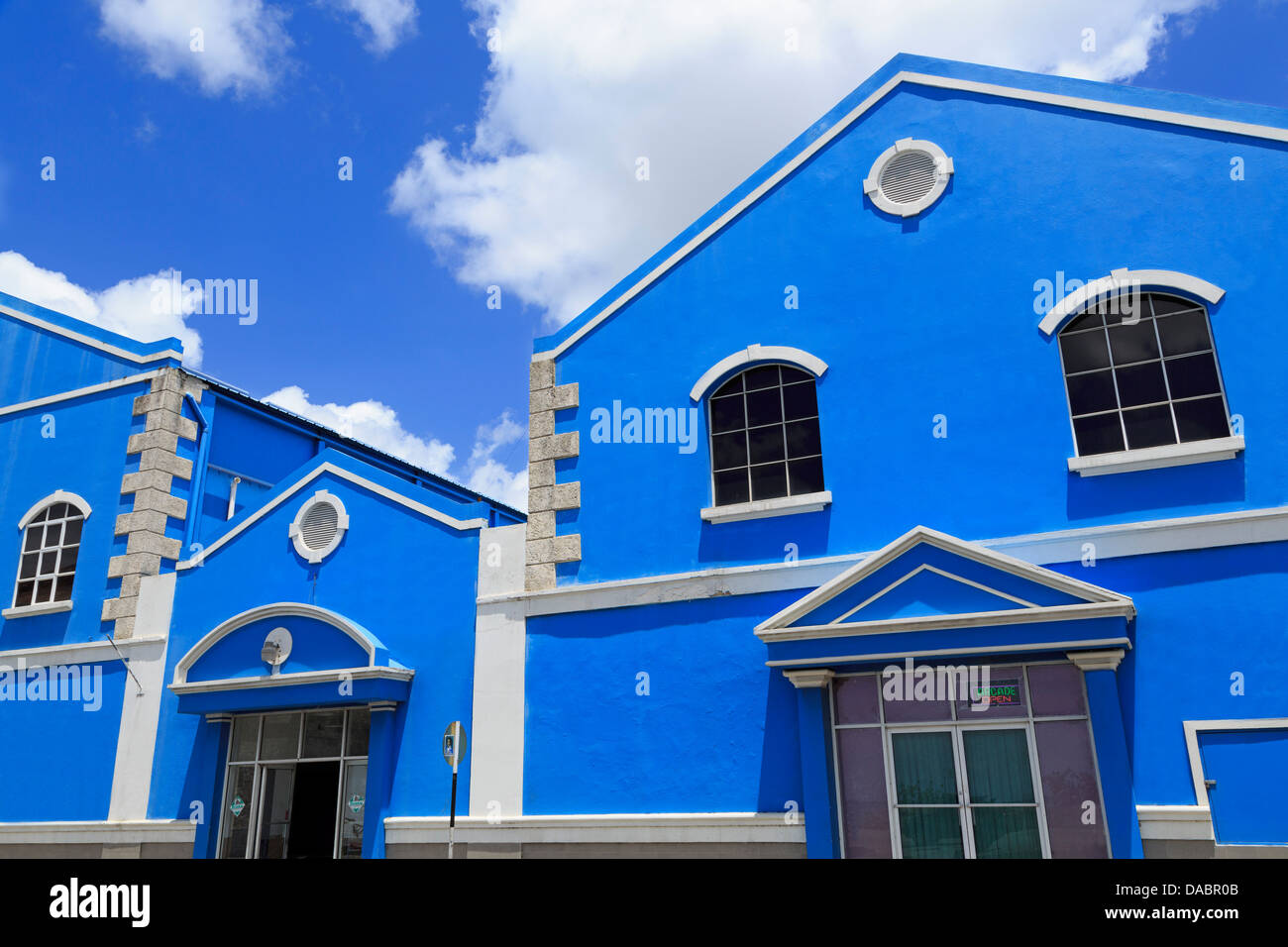 Magazzino in principessa Alice autostrada, Bridgetown, Barbados, West Indies, dei Caraibi e America centrale Foto Stock