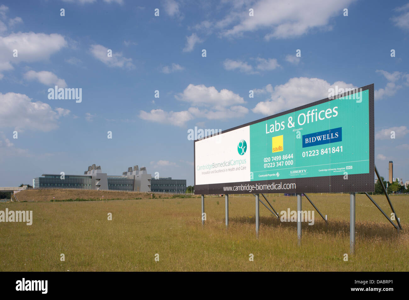 Cambridge Campus Biomedico segno MRC LMB lab in background Foto Stock