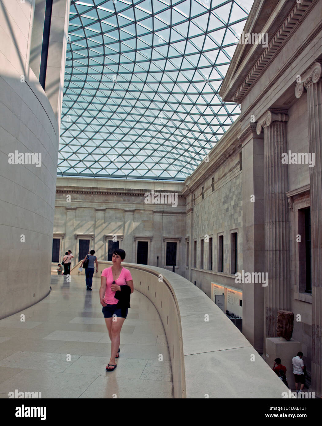 La Great Court del British Museum, Great Russell Street, Londra, Inghilterra, Regno Unito Foto Stock