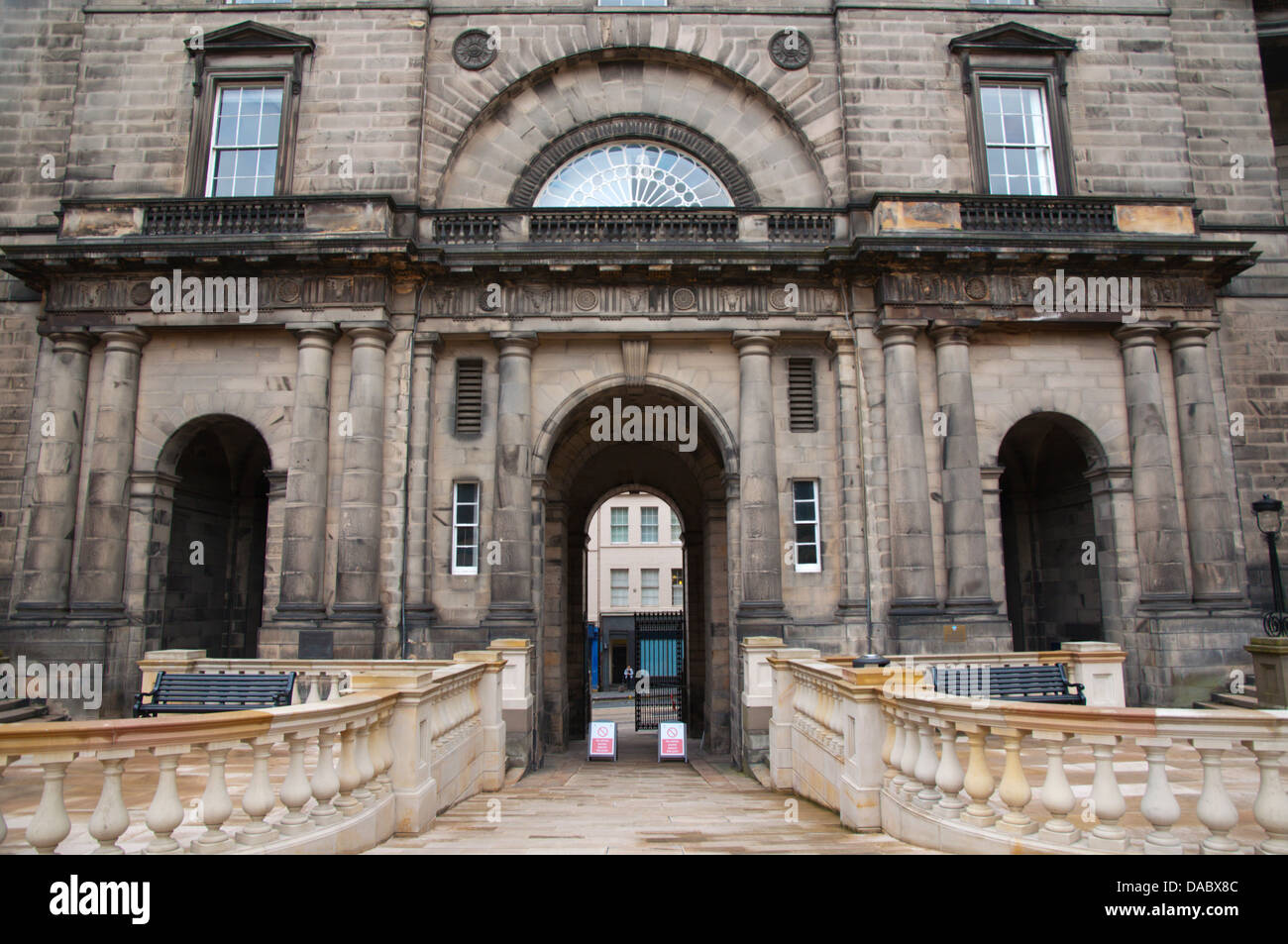 Il vecchio College University of Edinburgh edifici South Bridge centro di Edimburgo in Scozia Gran Bretagna UK Europa Foto Stock