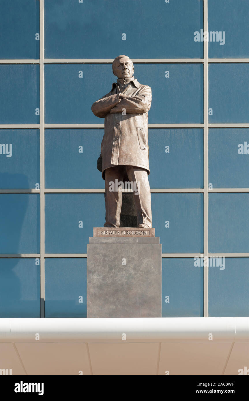 Il sir Alex Ferguson statua, Old Trafford, Manchester Foto Stock