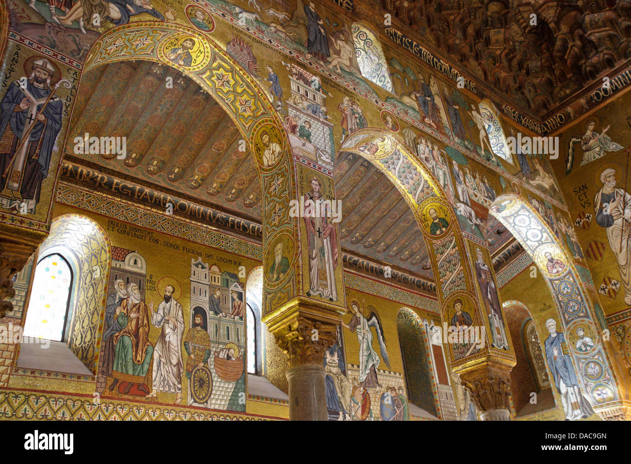 Mosaici bizantini della Cappella Palatina nel re normanni Palace, Palermo, Sicilia, Italia Foto Stock