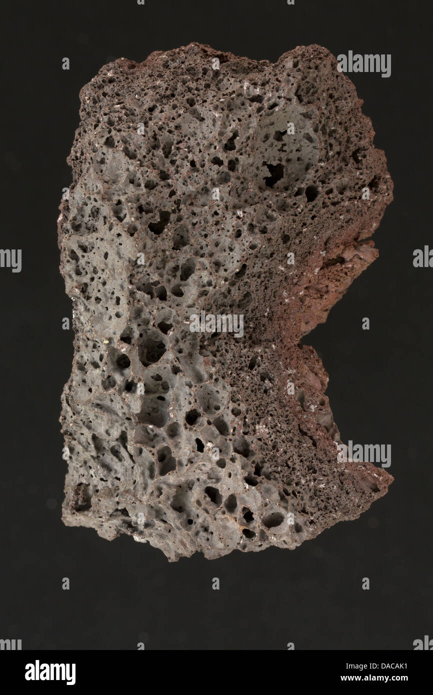 Le scorie, Hawaii,le scorie è altamente, vescicolare scura roccia vulcanica che può o può non contenere cristalli Foto Stock
