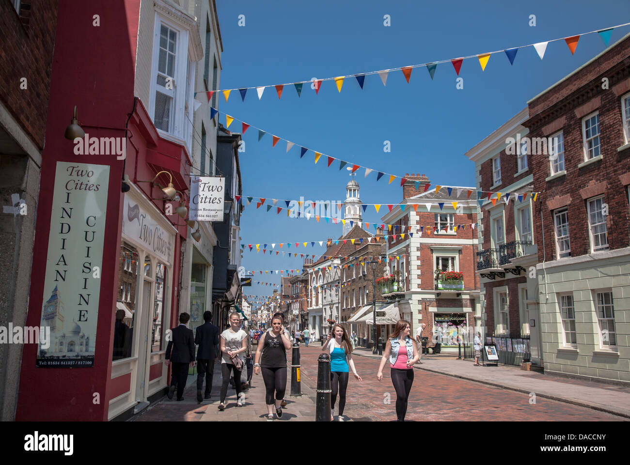 Street View, Rochester, Medway, Kent, England, Regno Unito Foto Stock