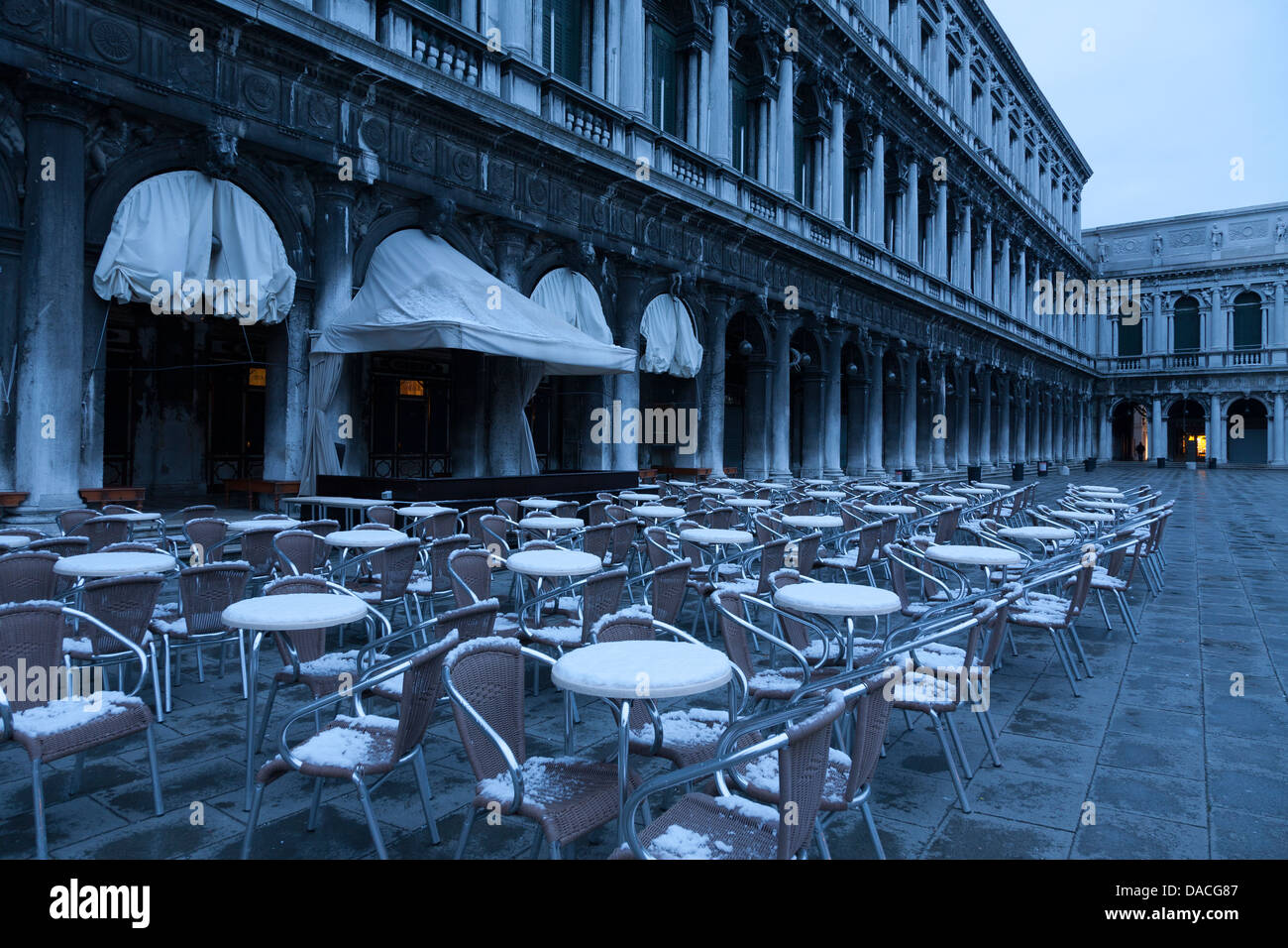 Piazza San Marco, all'alba, Venezia, Italia Foto Stock