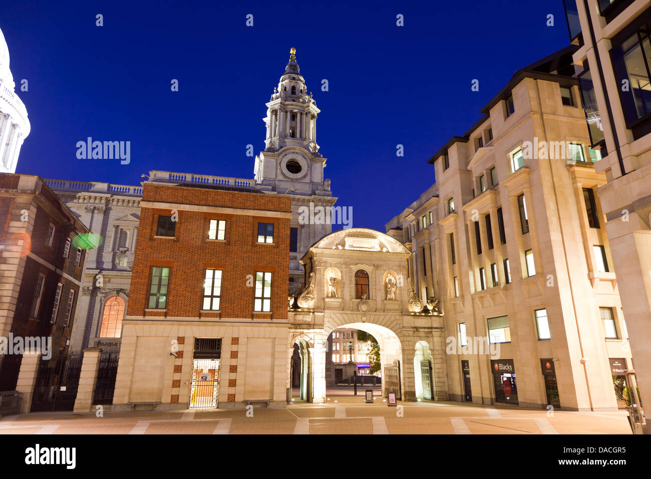 Pastermoster quadrato con St.Pauls Cathedral London REGNO UNITO Foto Stock