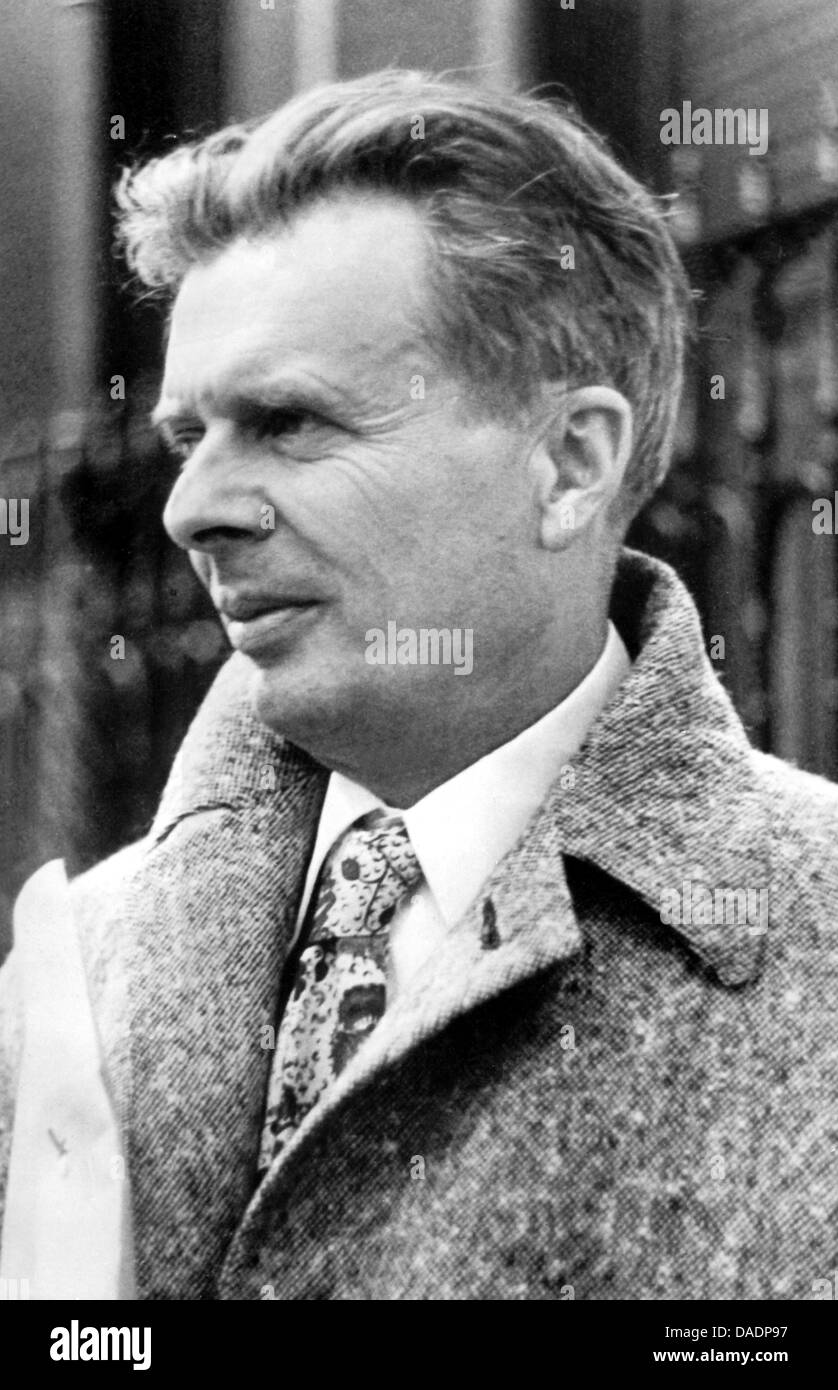 Der britische Schriftsteller und Kulturkritiker Aldous Huxley. (Undatierte Aufnahme). Er wurde am 26. Juli 1894 a Godalming im britischen Surrey geboren und verstarb am 22. Novembre 1963 a Hollywood, Stati Uniti d'America. Zu seinen bekanntesten Werken gehören 'Schöne Neue Welt" (1932) und "Kontrapunkt des Lebens" (1928). Foto Stock