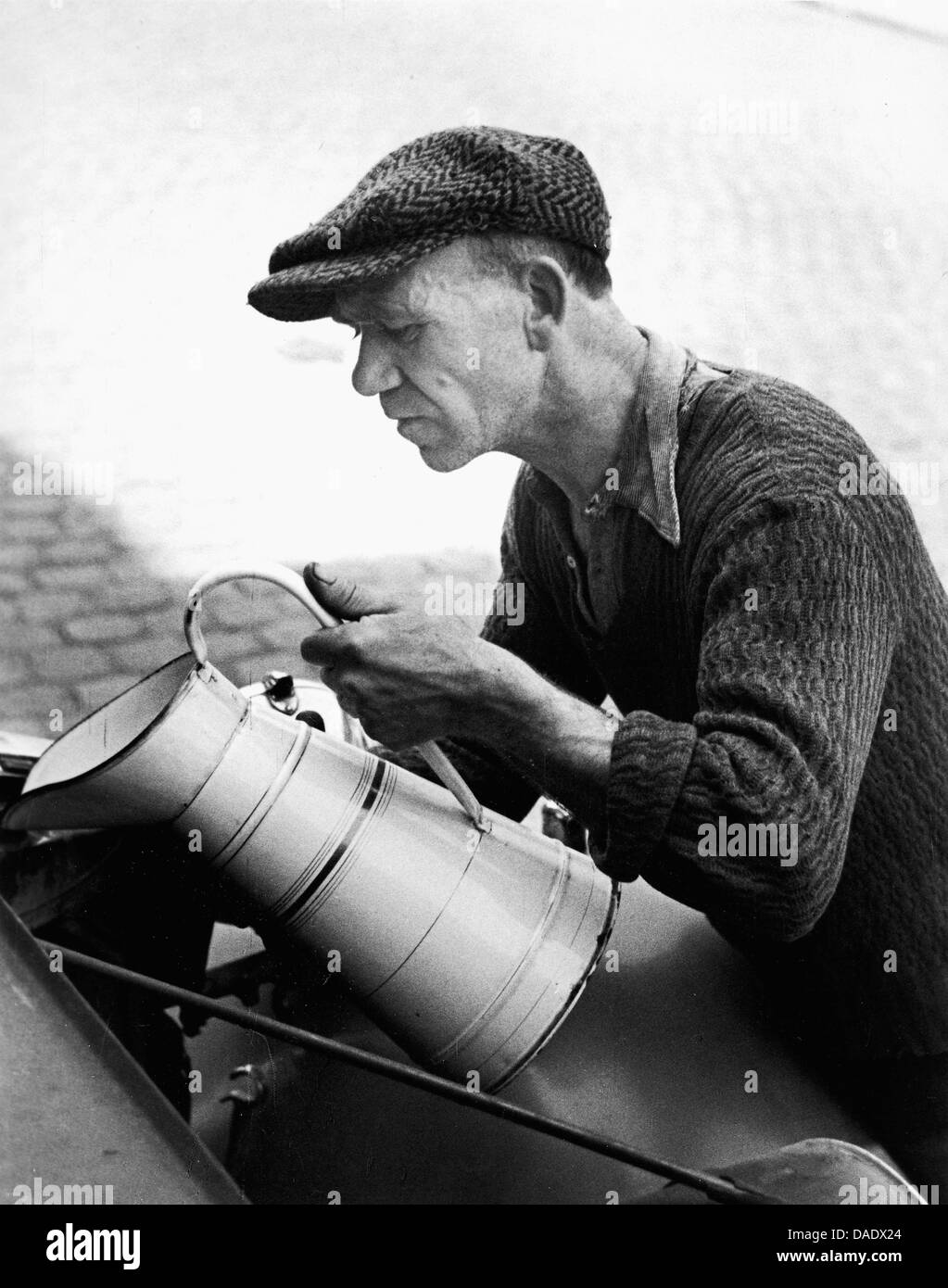 Brocca in 1935. Immagine dal fotografo Fred Stein (1909-1967) che emigrarono 1933 dalla Germania nazista per la Francia e infine negli Stati Uniti. Foto Stock