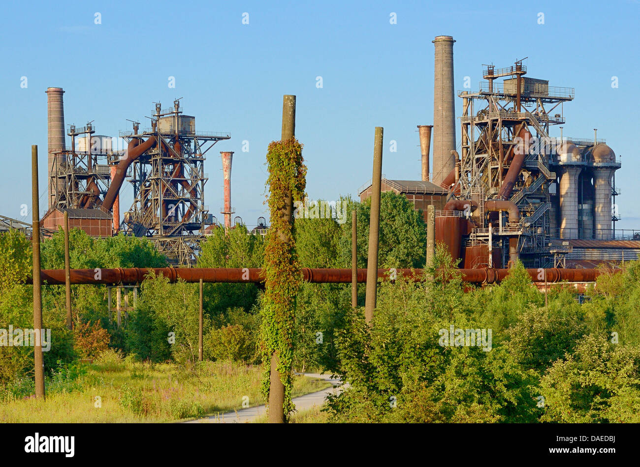 Abbandonato il ferro e acciaio opere Duisburg-Meiderich, in Germania, in Renania settentrionale-Vestfalia, la zona della Ruhr, Duisburg Foto Stock