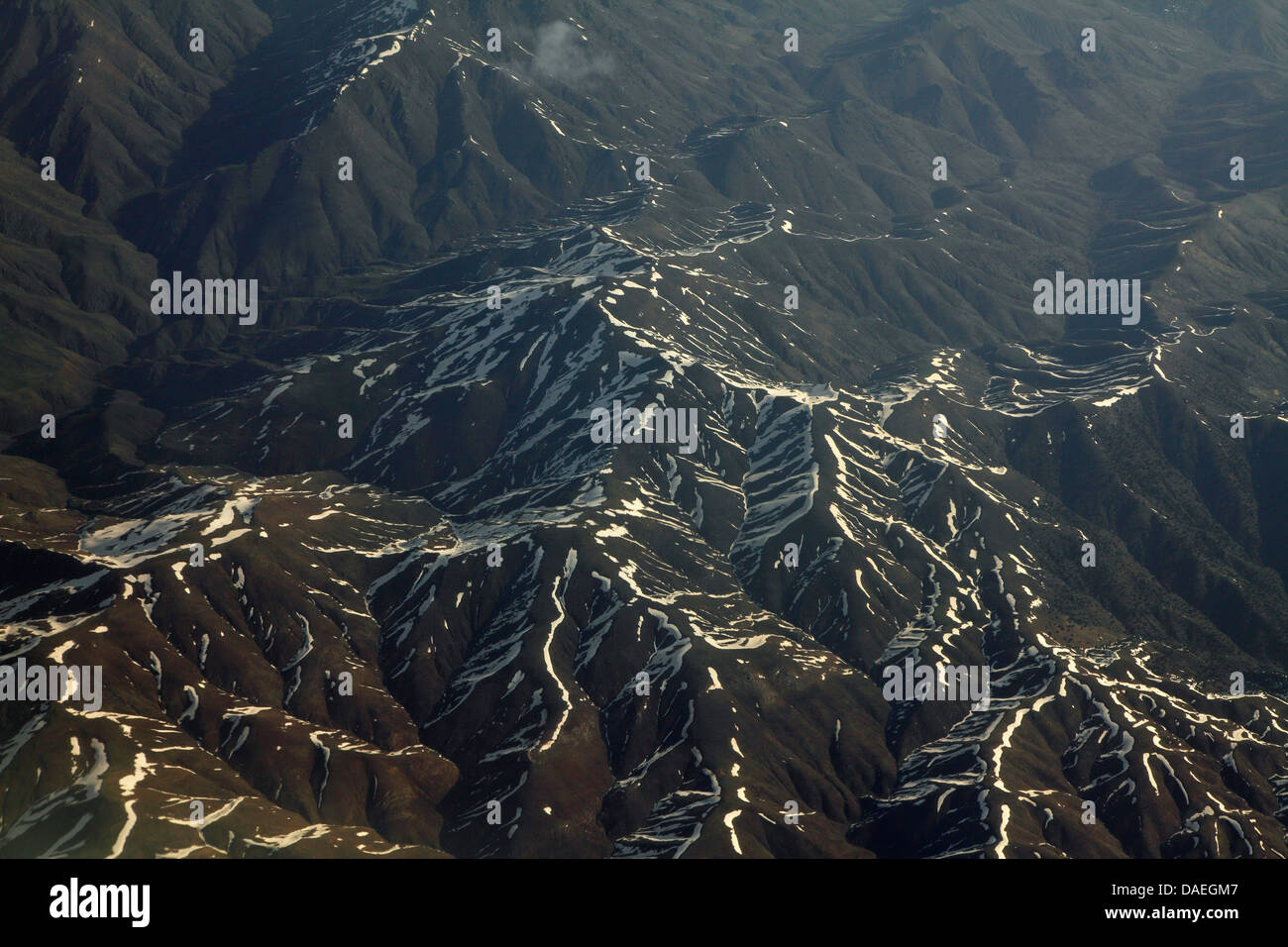 Medio sui monti Taurus con coperte di neve montagna creste, foto aerea, Turchia, Taurus Foto Stock