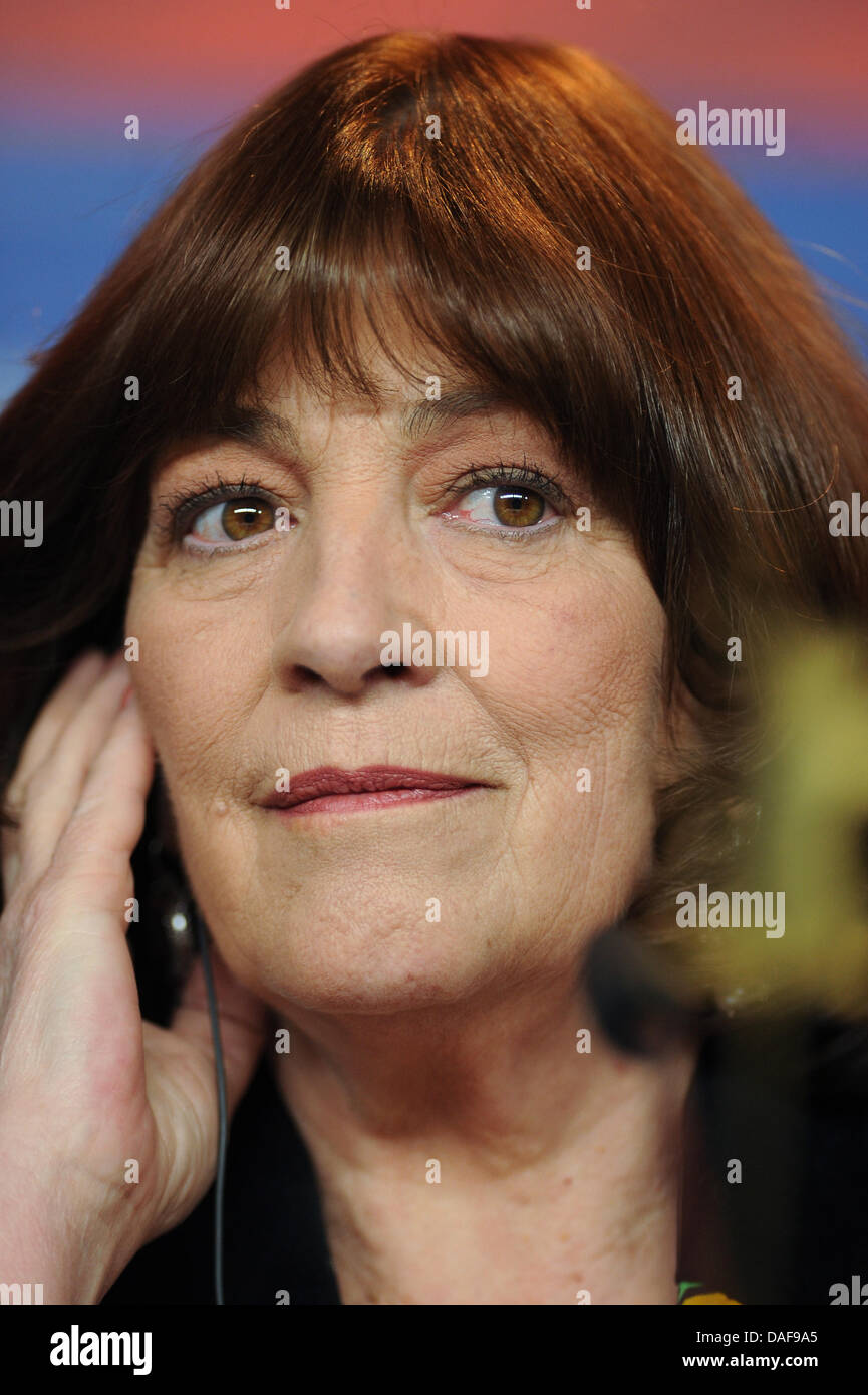 Attrice spagnola Carmen Maura assiste la conferenza stampa del film les femmes du 6eme etage durante il 61° Festival Internazionale del Cinema di Berlino a Berlino, Germania, 14 febbraio 2011. Il film viene mostrato in concorso al Festival Internazionale del Film. La 61st Berlinale ha luogo dal 10 al 20 febbraio 2011. Foto: Annibale Foto Stock