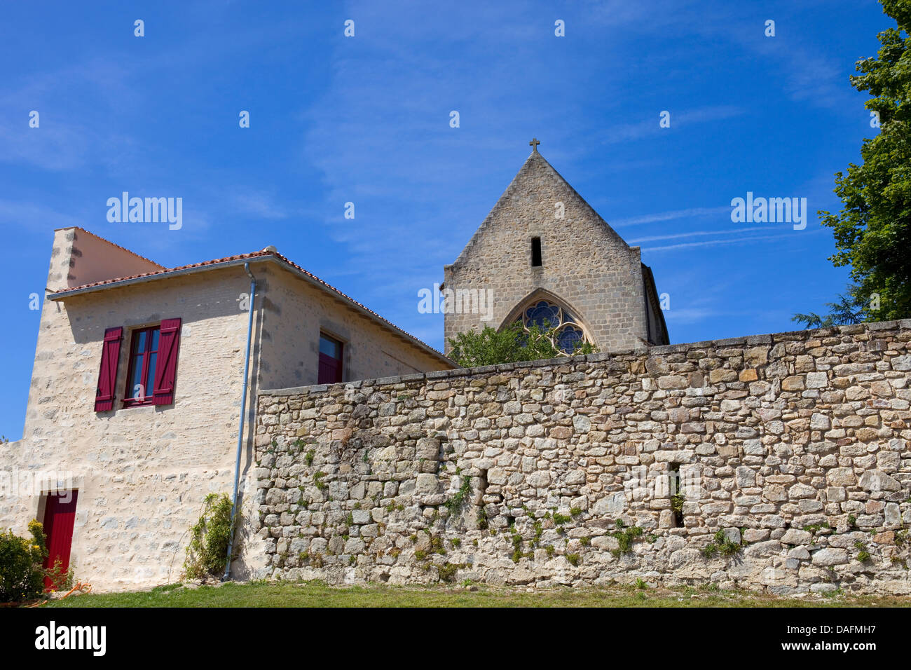 Parthenay antica chiesa gotica, Poitou-Charentes, Francia Foto Stock