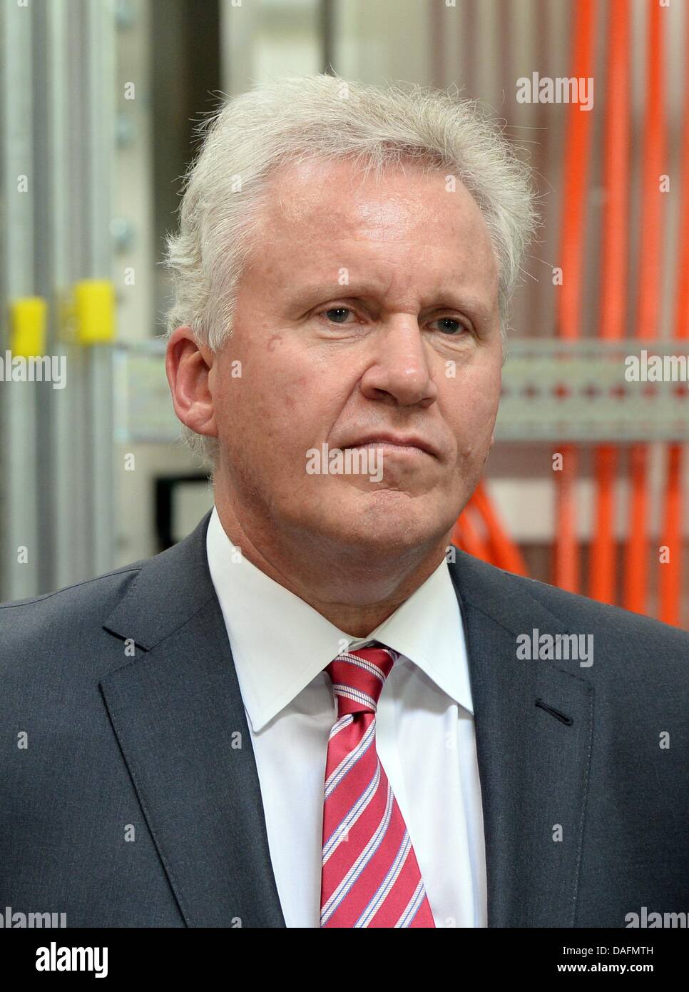 Jeff Immelt, presidente della General Electric, è raffigurato presso la sede della società GE Energy a Berlino, Germania, 08 luglio 2013. Foto: SOEREN STACHE Foto Stock