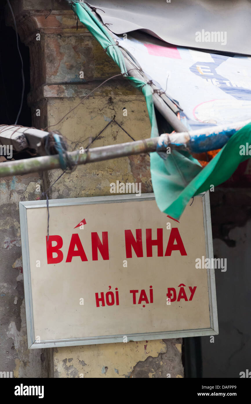 Il nome della strada piastra in Hanoi, Vietnam Foto Stock