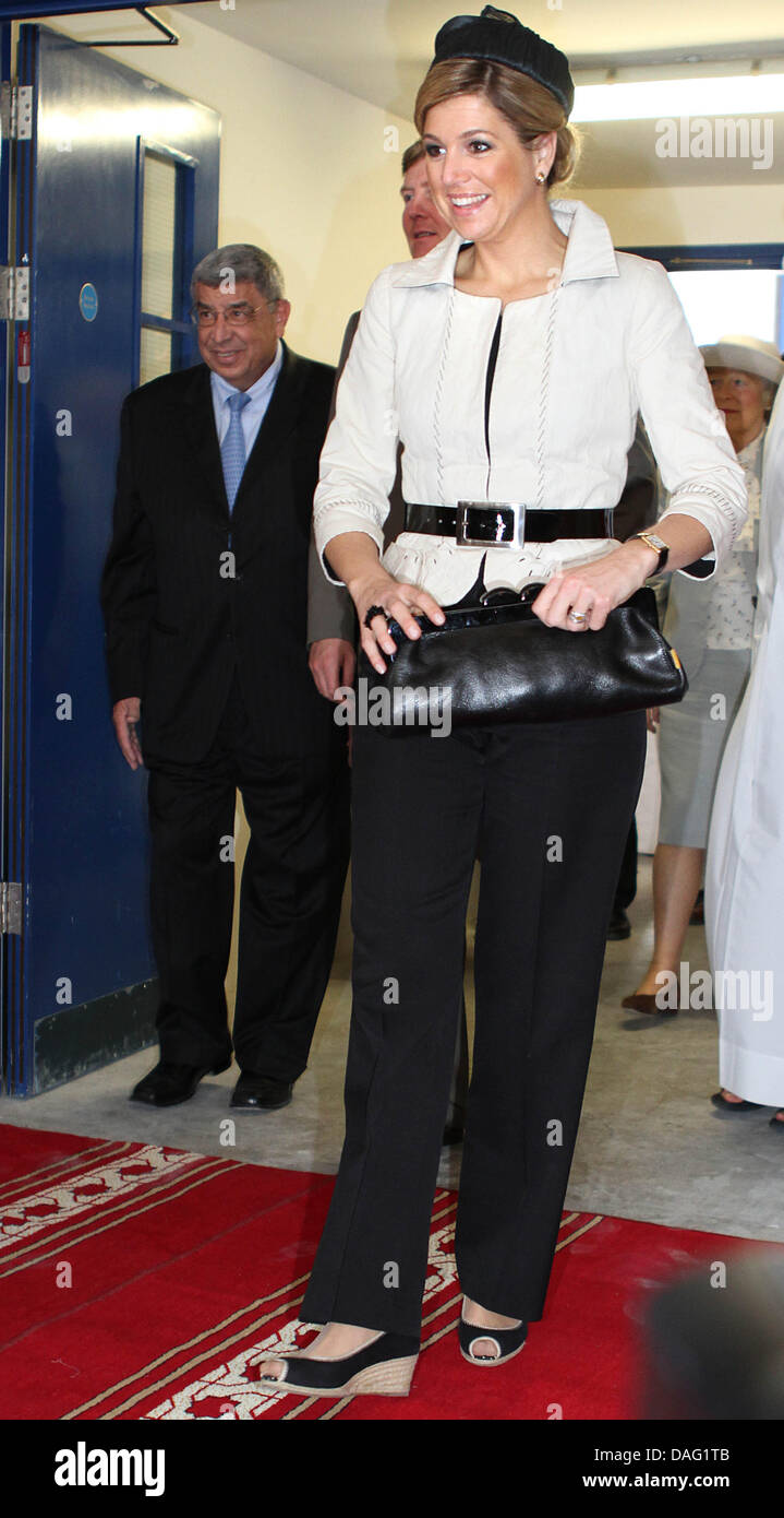 Prinzess olandese Maxima visiti il Ras Laffan città industriale (RLIC) e Shell pearl GTL durante una visita di Stato a Doha, Qatar, 10 marzo 2011. Foto: Albert Nieboer FUORI DEI PAESI BASSI Foto Stock