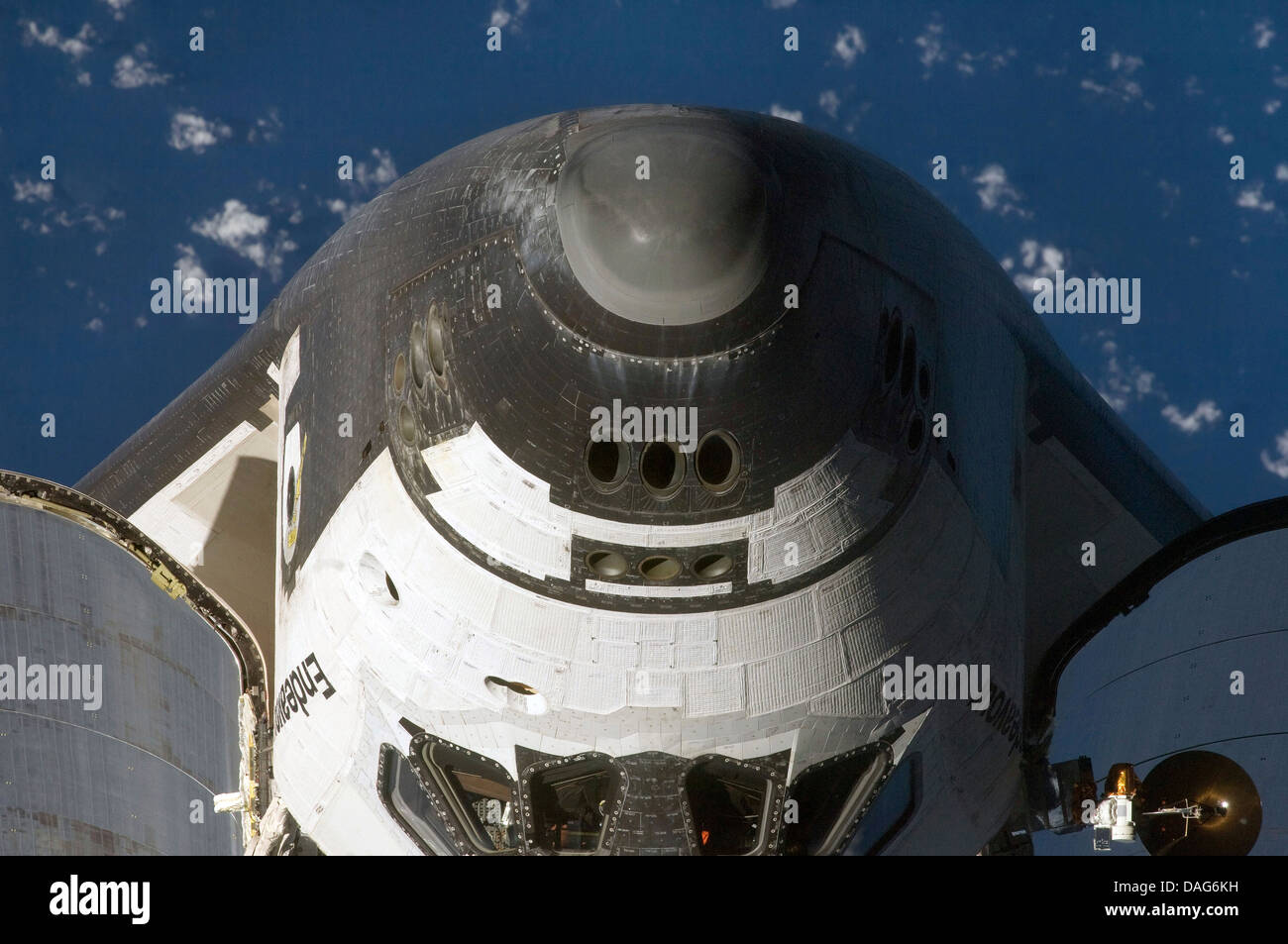 Lo Space Shuttle Endeavour. Ottimizzato e la versione avanzata di un originale immagine della NASA. Credit NASA Foto Stock