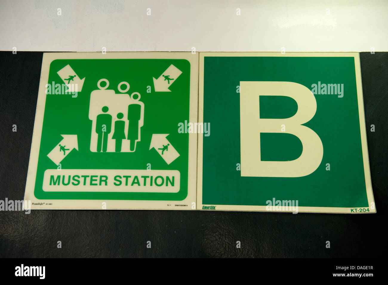 Muster stazione B segno canale inglese traghetto Francia Foto Stock