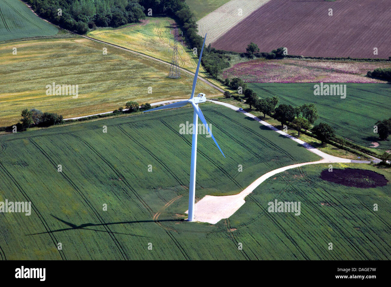 Vista aerea di una piccola tra centrali eoliche WALCOTE, SWINFORD E SOUTH KILWORTH Foto Stock