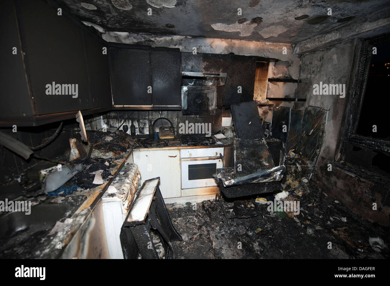 Grave fornello da cucina Casa di fuoco bruciato distrutto Foto Stock