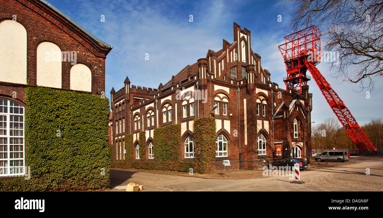 Salari hall e torre dell'albero dell'ex miniera di carbone Bonifacius, in Germania, in Renania settentrionale-Vestfalia, la zona della Ruhr, Essen Foto Stock