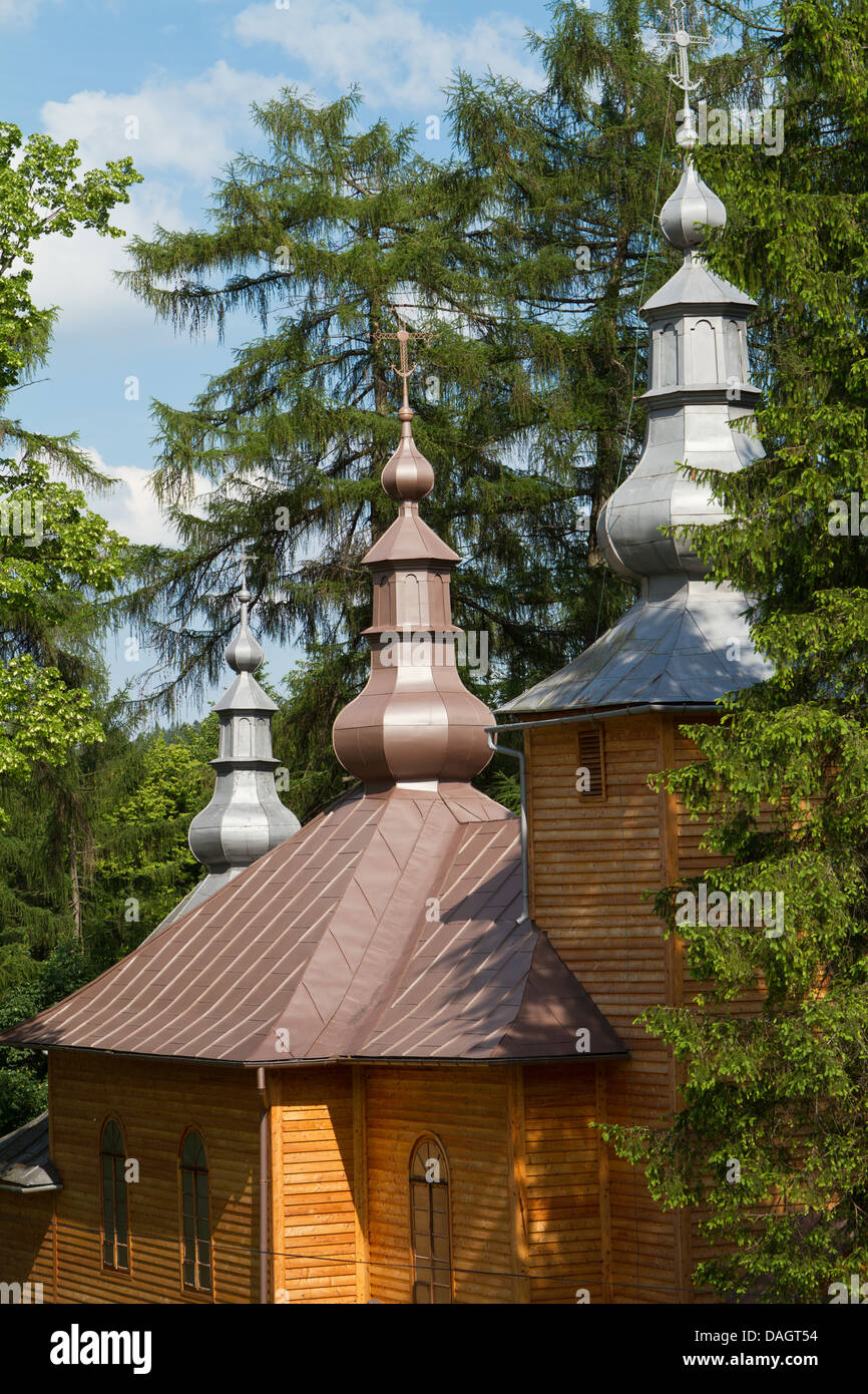 Piccola chiesa Greco Ortodossa in Slotwiny village - una parte di Krynica-Zdroj, resort e spa in Beskidy mountains. Polonia meridionale. Foto Stock