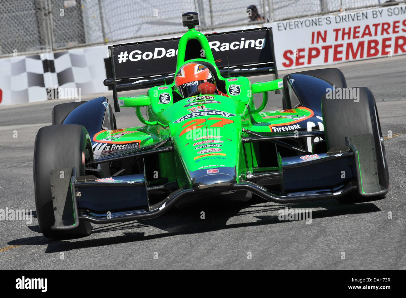 Toronto, Ontario, Canada. 13 Luglio, 2013. Toronto, Ontario, Canada, 13 luglio 2013. James Hinchcliffe (27) in azione durante la Honda Indy Toronto a Exhibition Place, Toronto luglio 13th.Gerry Angus/CSM/Alamy Live News Foto Stock