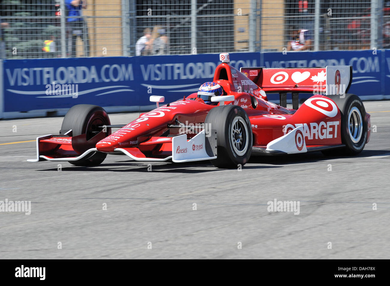 Toronto, Ontario, Canada. 13 Luglio, 2013. Toronto, Ontario, Canada, 13 luglio 2013. Scott Dixon (9) in azione durante la Honda Indy Toronto a Exhibition Place, Toronto luglio 13th.Gerry Angus/CSM/Alamy Live News Foto Stock