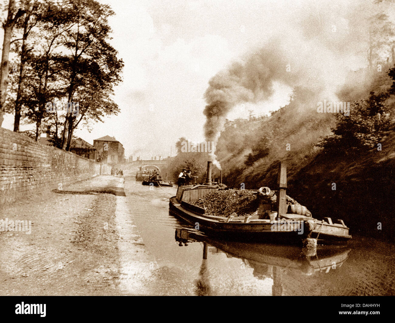 Leeds e Liverpool Canal chiatta a vapore primi 1900s Foto Stock