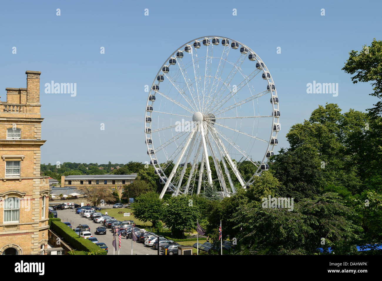 La grande ruota panoramica Ferris in York city centre REGNO UNITO Foto Stock
