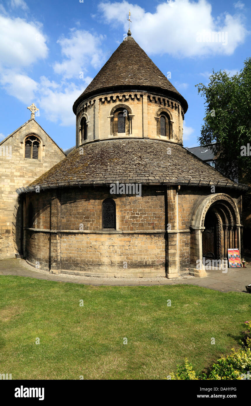 Cambridge, la Rotonda di chiesa del XII secolo per commemorare il Santo Sepolcro in Gerusalemme, England Regno Unito, Inglese chiese rotonde Foto Stock