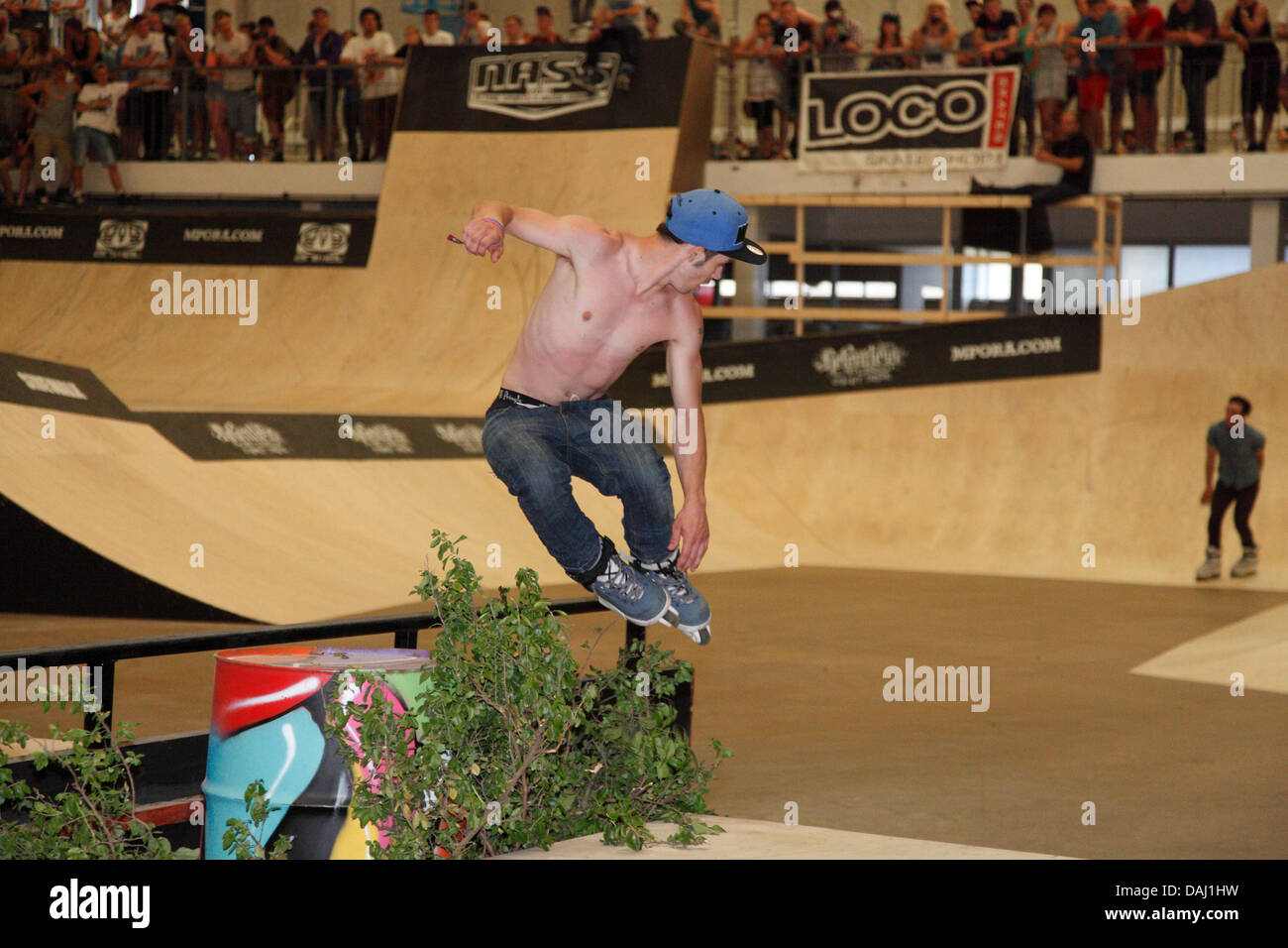 Shepton Mallet, UK. 13 giugno 2013 il Pattinaggio e skate azione al NAS di azione e sport Music Festival presso il Royal Bath e West Showgroud Shepton Mallet UK Credit: Anthony Collins/Alamy Live News Foto Stock