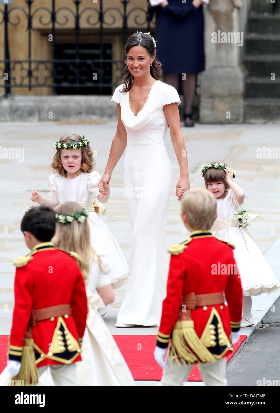 Pippa Middleton C Arriva A Westminster Abbey A Londra In Gran Bretagna 29 Aprile 11 Prima Del Suo Matrimonio Del Principe William E Kate Middleton Alcuni 1 900 Ospiti Sono Stati Invitati Al