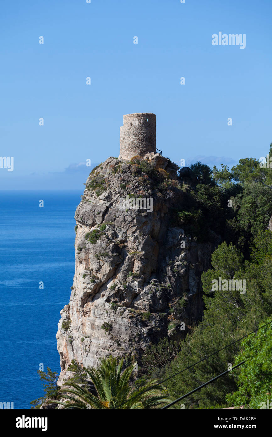 Spagna, Mallorca, Vista della Torre de Ses anime da torre a Isole Baleari Foto Stock