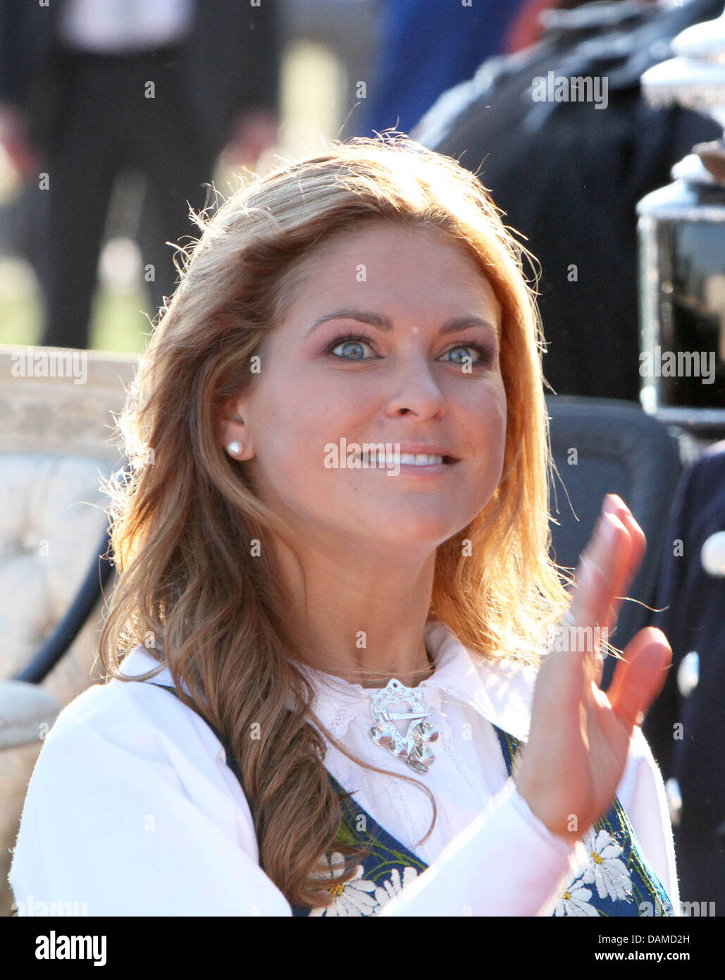 Swedish Princess Madeleine partecipa al programma di musica presso il museo all'aperto Skansen a Stoccolma, Svezia, 06 giugno 2011, per celebrare la nazionale svedese per la giornata. Foto: RPE-Albert Nieboer FUORI DEI PAESI BASSI Foto Stock