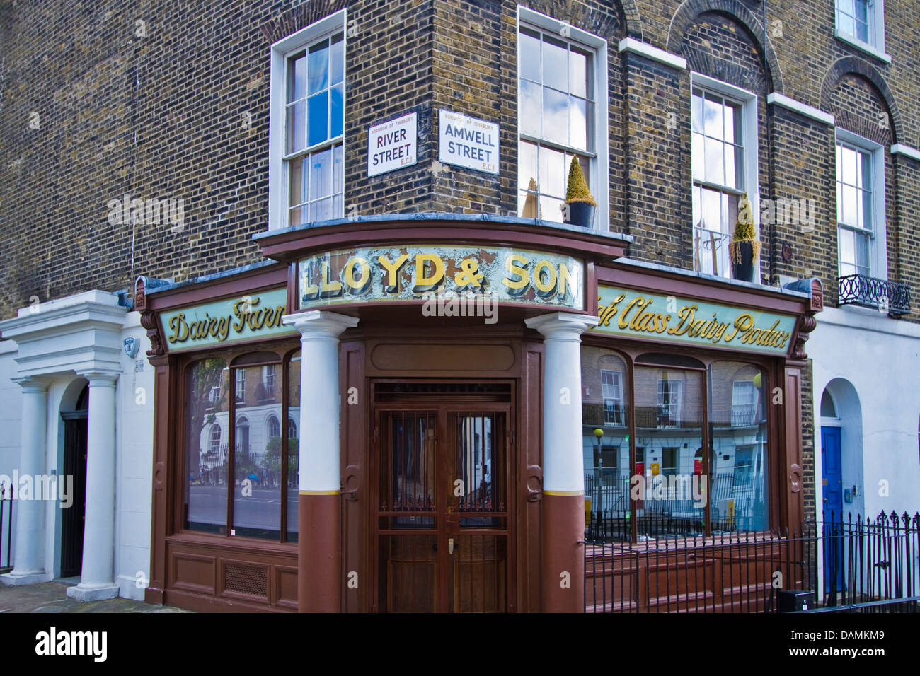 Edificio in stile georgiano nel vecchio borgo di Finsbury, Londra Foto Stock