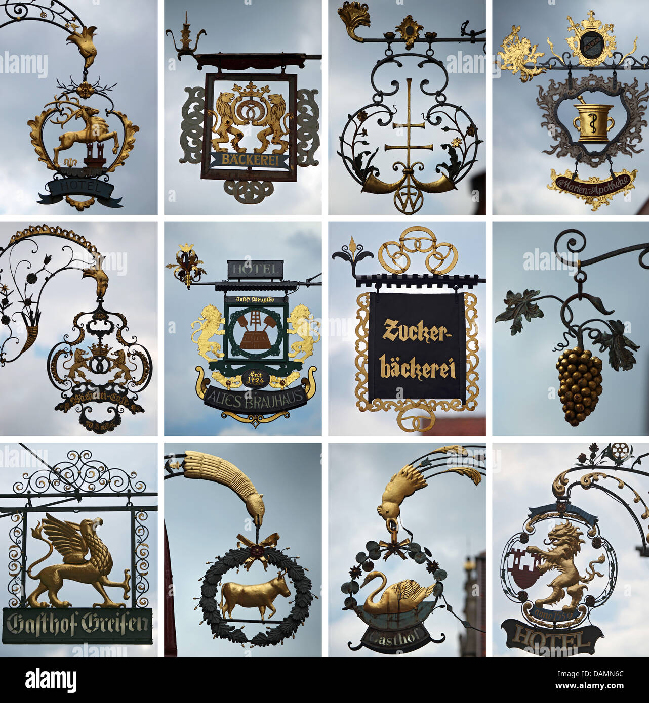 La foto montage mostra una serie di ferro battuto insegne di vari  ristoranti, alberghi e negozi a Rothenburg ob der Tauber, Germania, il 7  giugno 2011. La città di Rothenburg ha imposto
