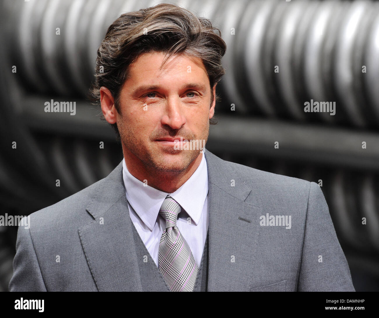 Noi attore Patrick Dempsey arriva per premiere europeo del suo nuovo film 'Transformers 3' al cinema del Cinestar a Potsdamer Platz a Berlino, Germania, 25 giugno 2011. 'Transformers 3' viene aperto in tedesco cinema il 29 giugno 2011. Foto: Jens Kalaene Foto Stock
