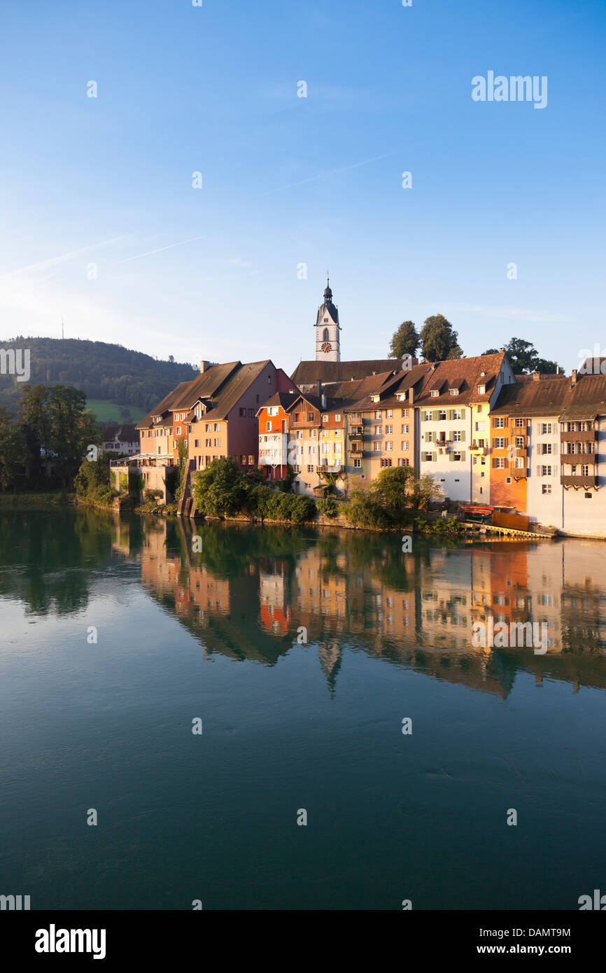 Germania, Svizzera, vista sul Laufenburg al Fiume Reno Foto Stock