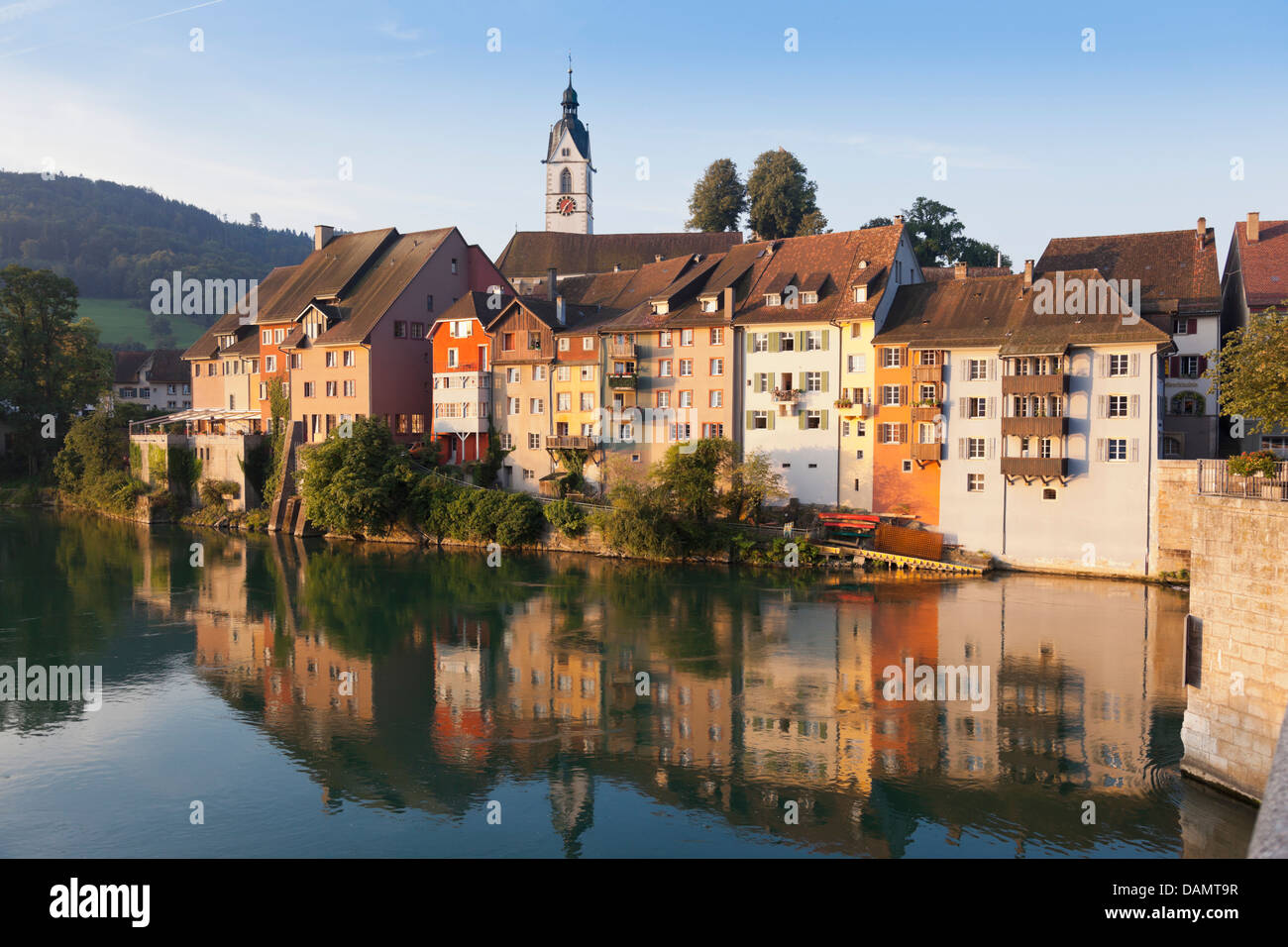 Germania, Svizzera, vista sul Laufenburg al Fiume Reno Foto Stock