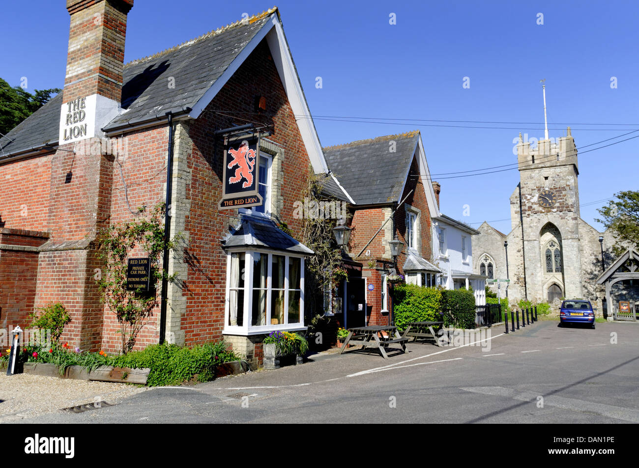 Il Pub Red Lion, acqua dolce, Isle of Wight, England, Regno Unito, GB. Foto Stock