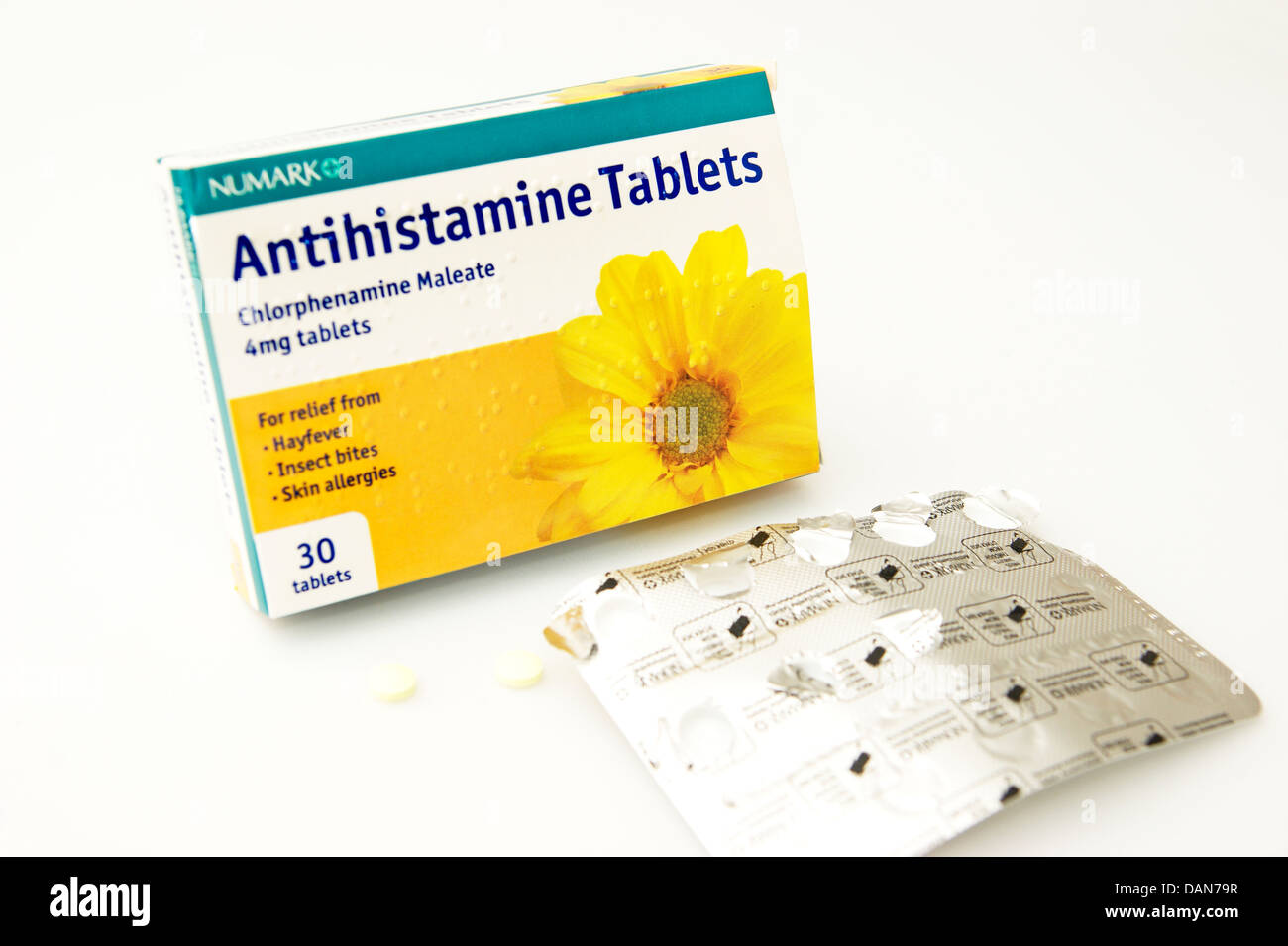 Le compresse di antistaminici (chlorphenamine maleato) per hayfever punture  di insetti & pelle allergie Foto stock - Alamy