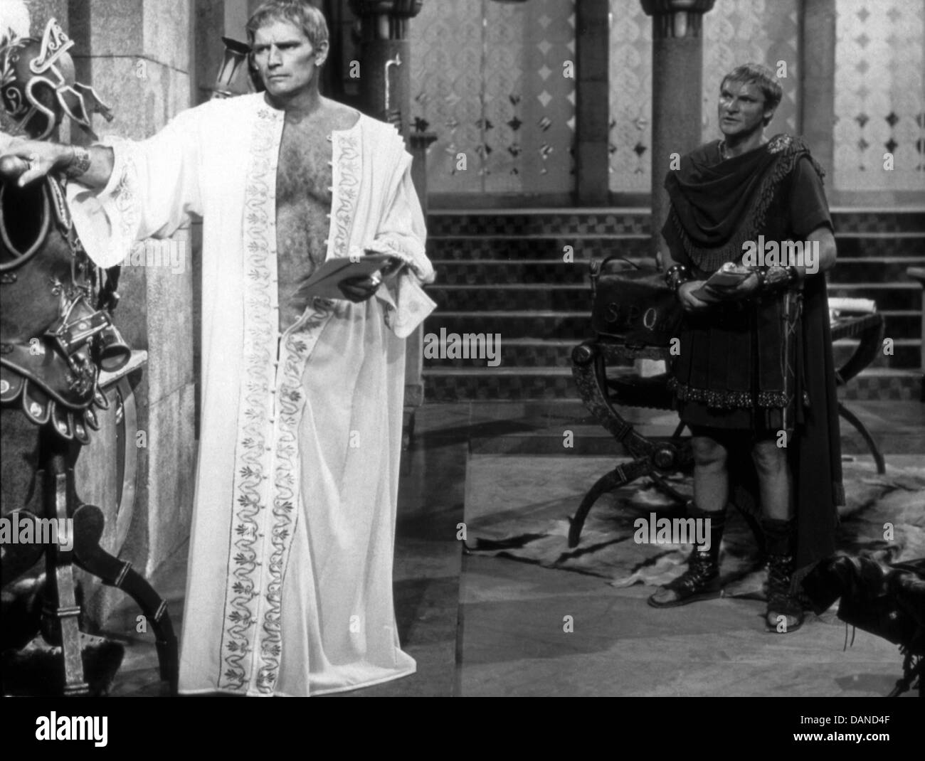 Antonio e Cleopatra (1972) Charlton Heston (DIR), Julian GLOVER ANCL 004 COLLEZIONE MOVIESTORE LTD Foto Stock