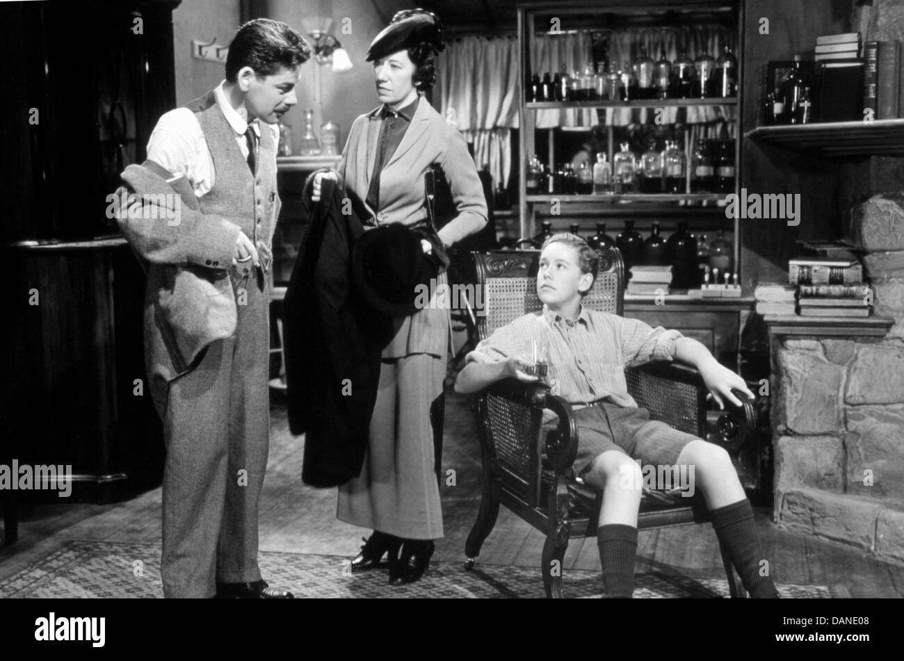 Non siamo soli (1939) Paolo MUNI, FLORA ROBSON, DOUGLAS Scott, Edmund GOULDING (DIR) WANA 001 Foto Stock