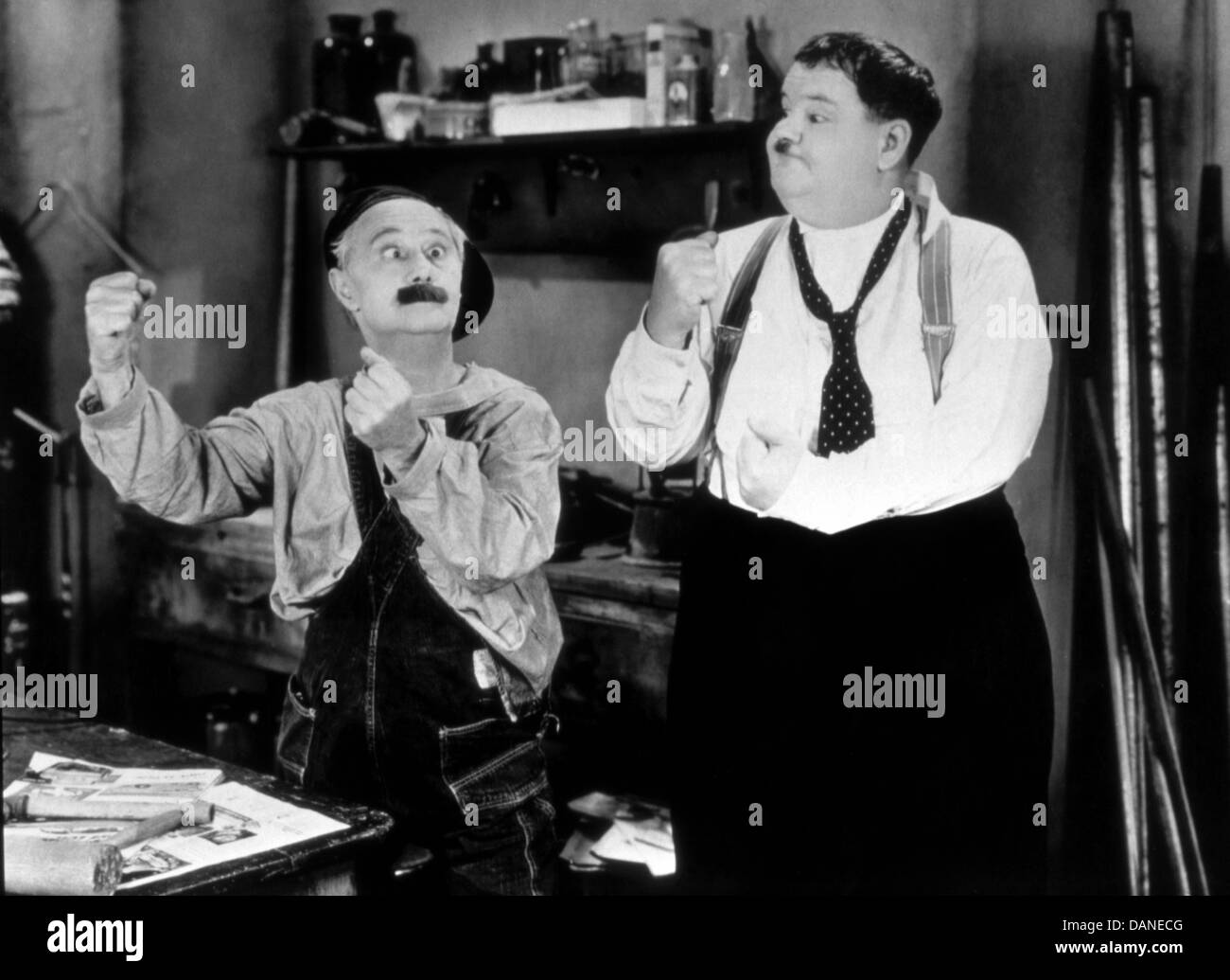 SAPS in mare (1940) BEN TURPIN, Oliver Hardy, Gordon Douglas (DIR) succhi 001 Foto Stock